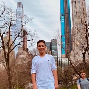 Meet your Posher, Nicholas